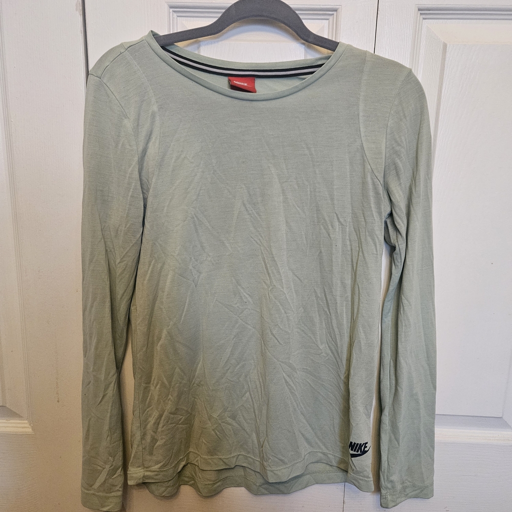 Nike Light Green Long Sleeve Shirt